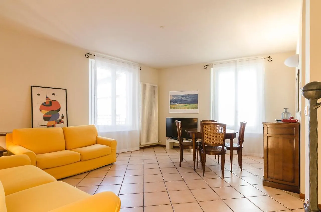 Flat 13: Elegante E Luminoso Con Terrazzo Privato Apartment Bologna