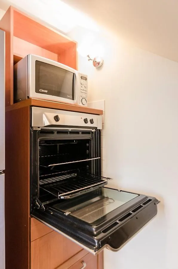 Flat 13: Elegante E Luminoso Con Terrazzo Privato Apartment Bologna Italy