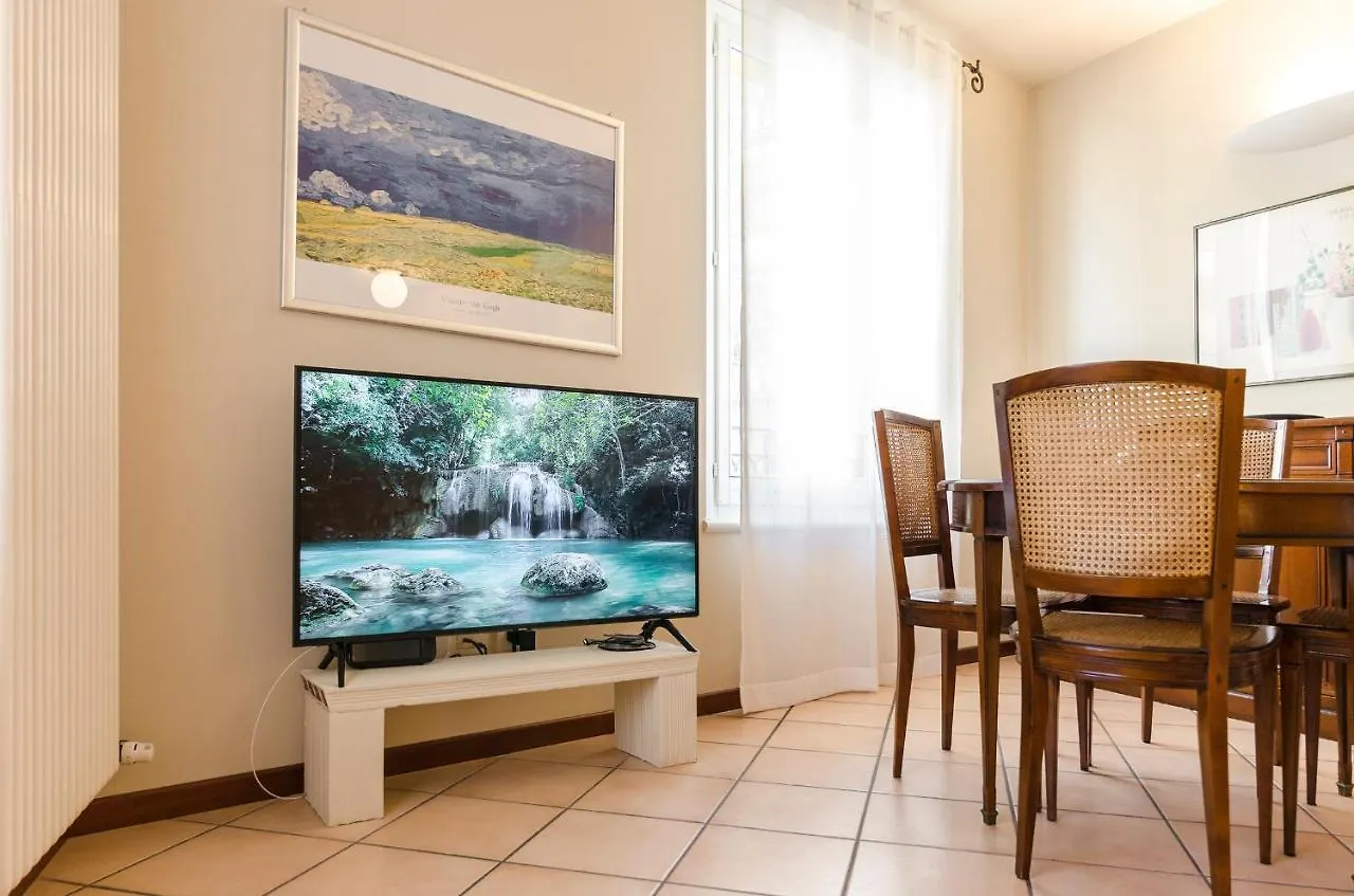 Flat 13: Elegante E Luminoso Con Terrazzo Privato Apartment Bologna